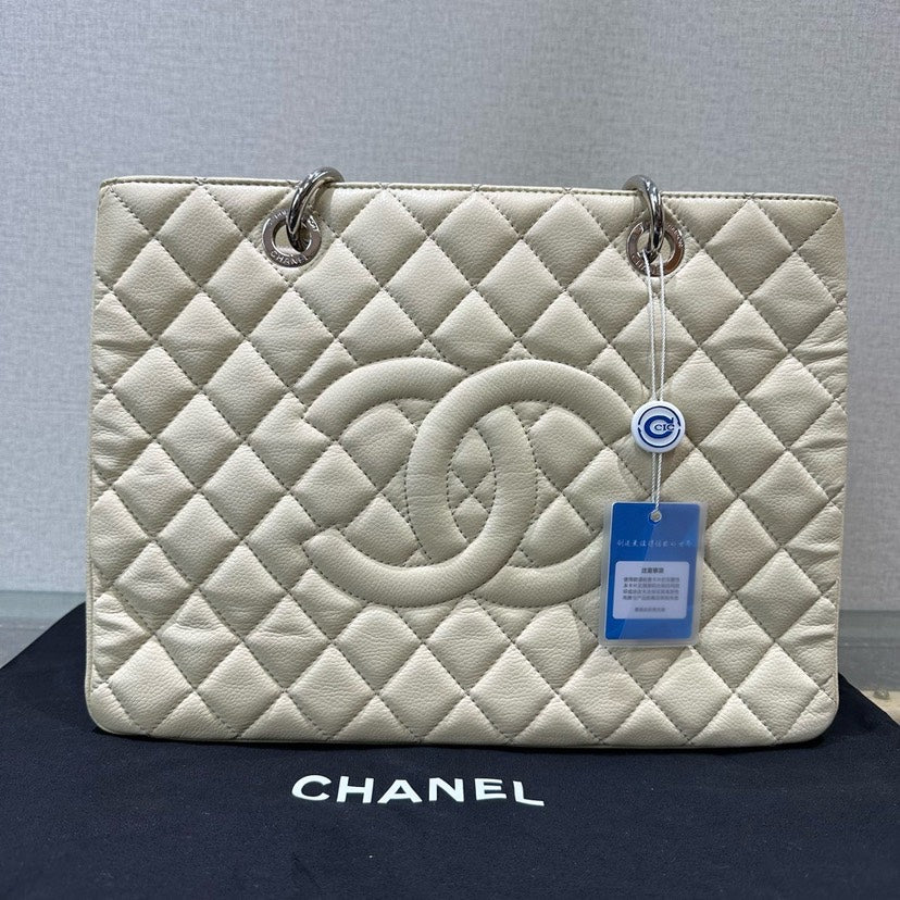 Chanel Tote Bag - Lynora Bags