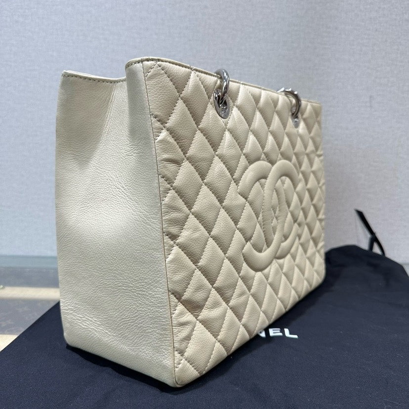 Chanel Tote Bag - Lynora Bags