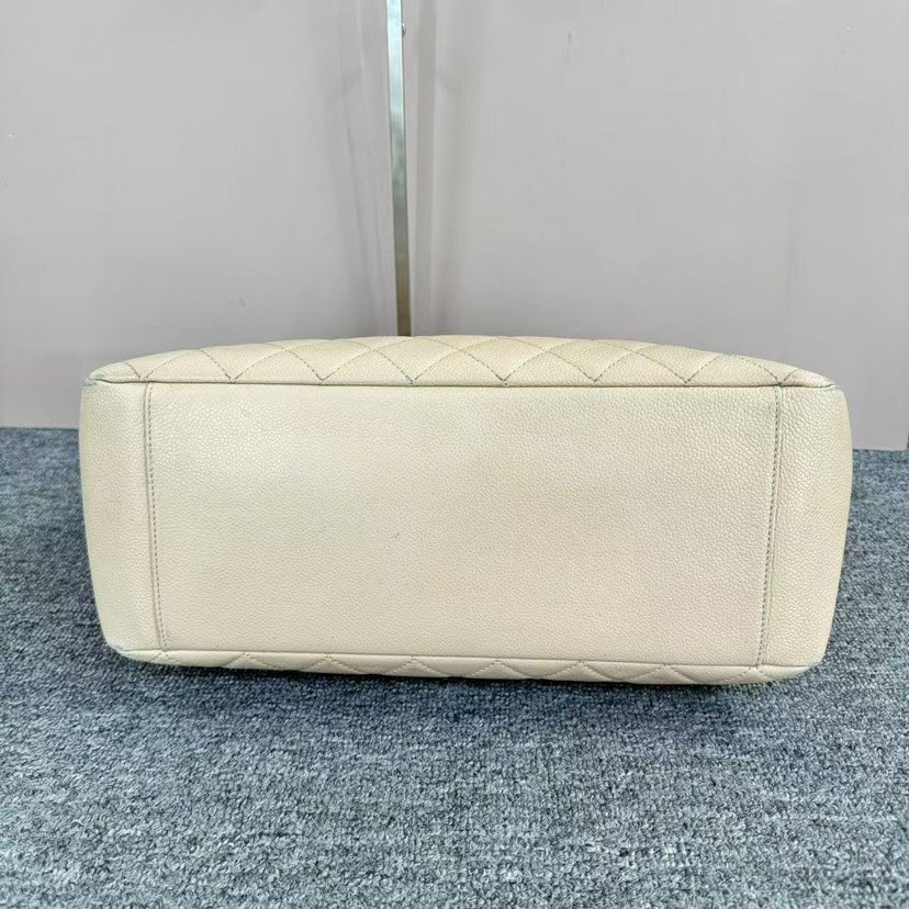 Chanel Tote Bag - Lynora Bags