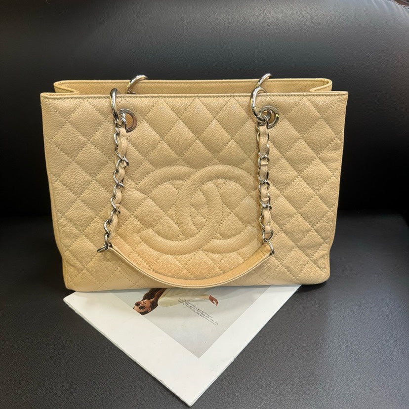 Chanel Tote Bag - Lynora Bags