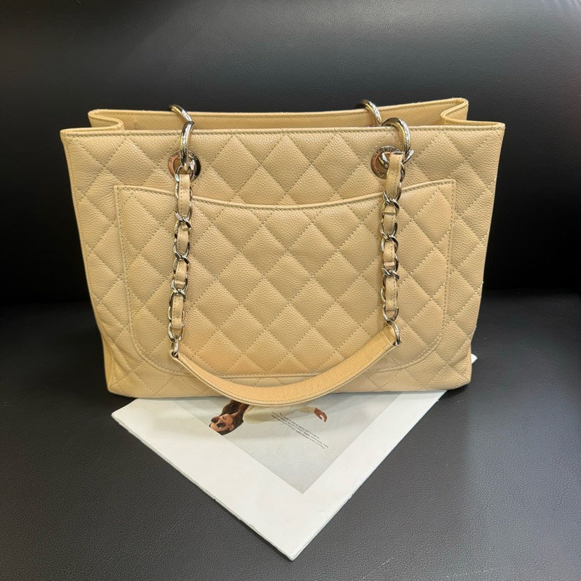 Chanel Tote Bag - Lynora Bags