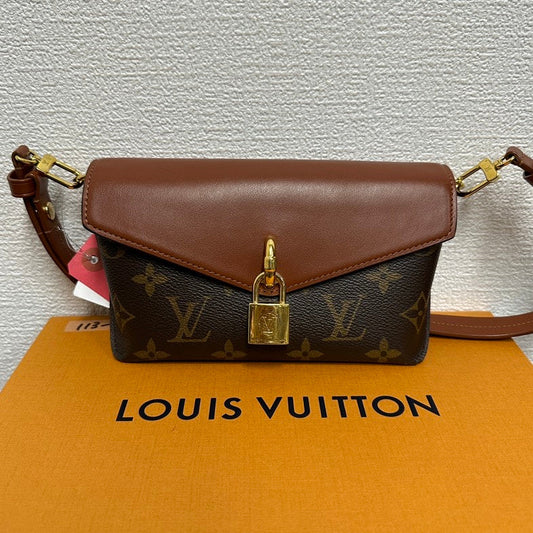 Louis Vuitton V7777 Monogram Chocolate Leather Shoulder Bag