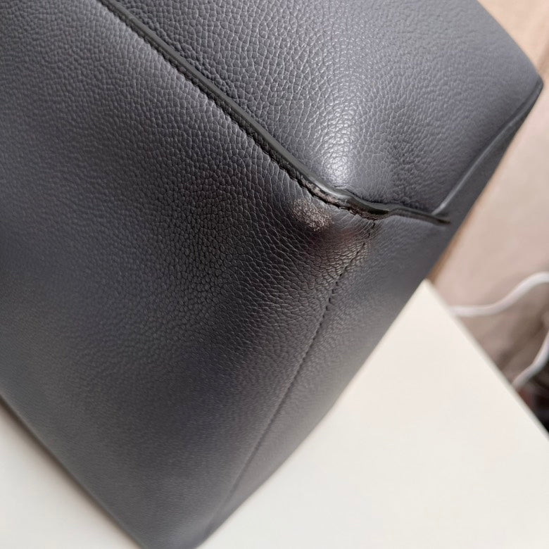 Luxury CELINE Bucket Bag Gray Leather Shoulder Bag