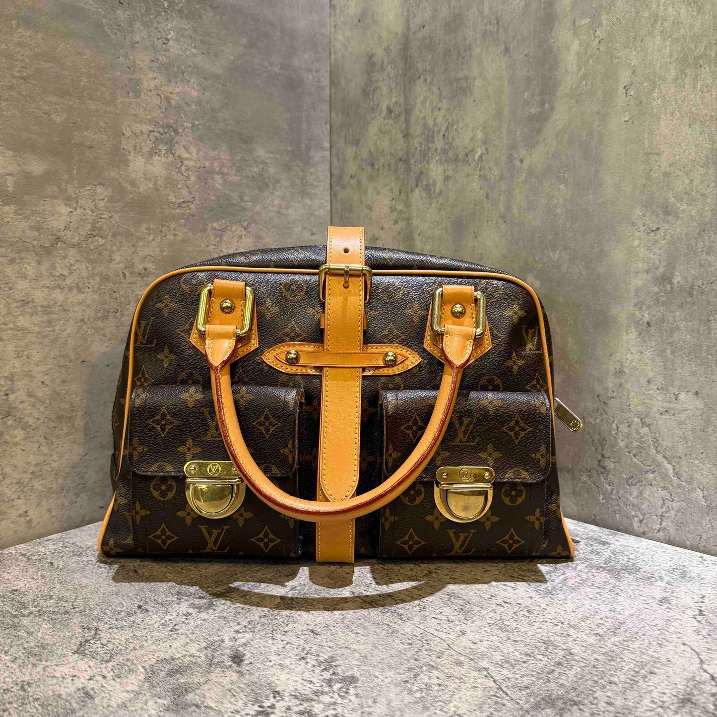 Louis Vuitton manhattan tote bag