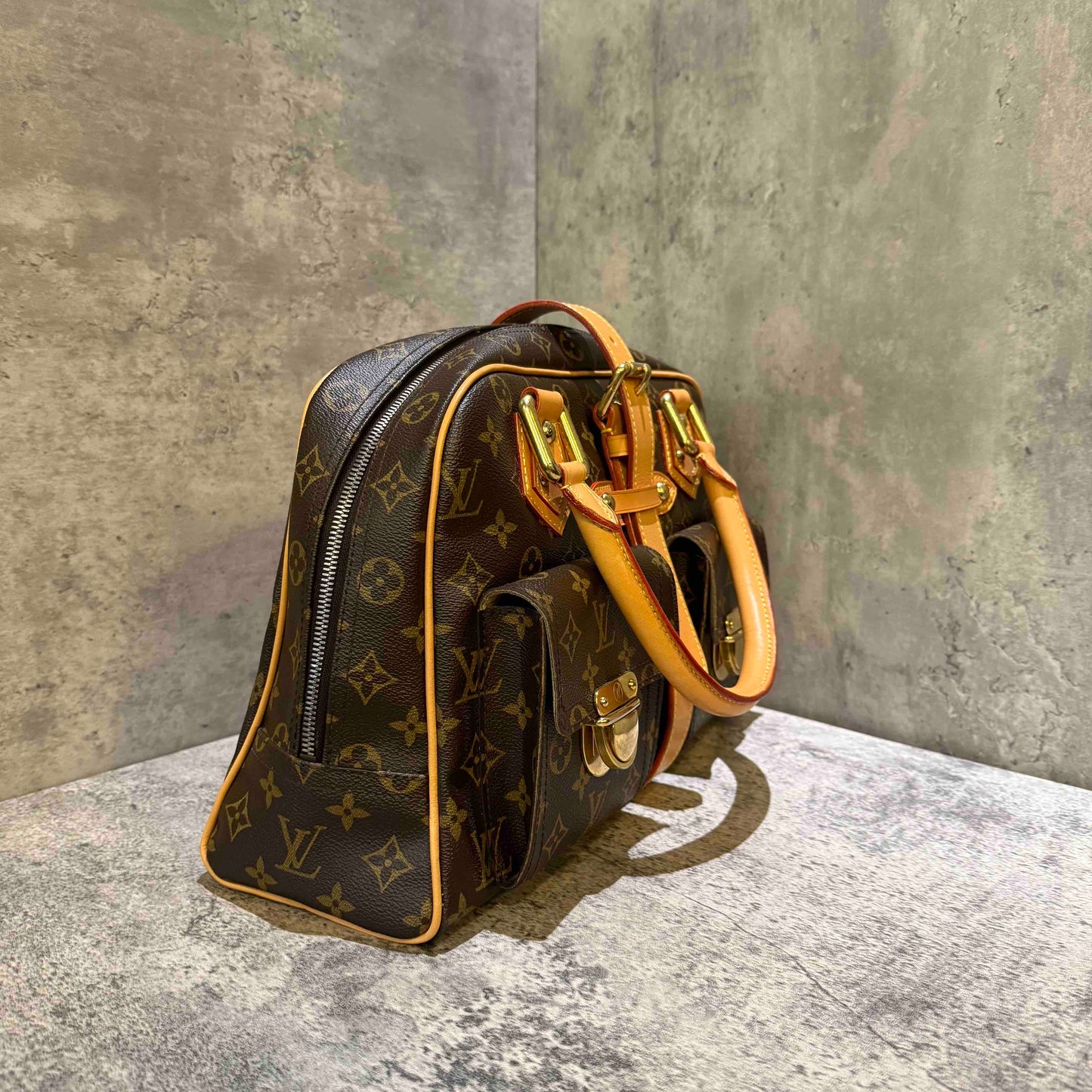 Louis Vuitton manhattan tote bag