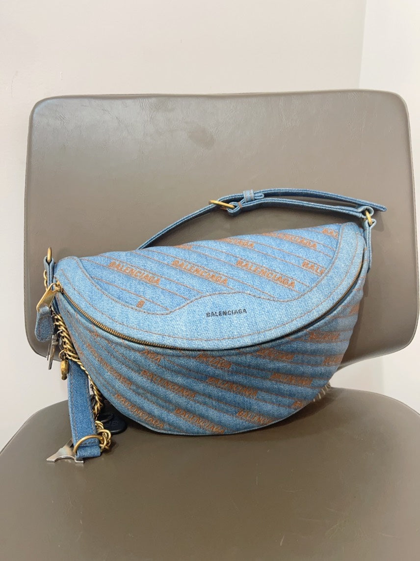 Balenciaga Denim Chain Bag in Blue - Shoulder Bag