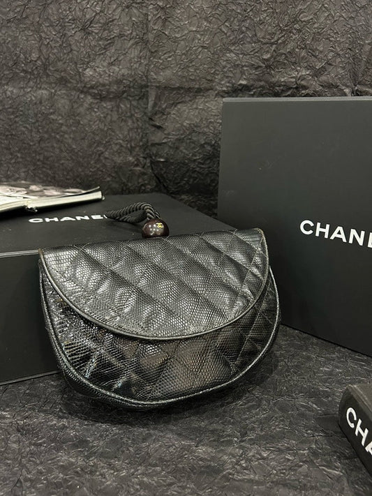 Chanel Saddle Handbag Bag - Lynora Bags