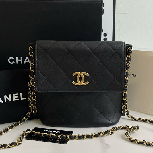 Chanel Shoulder Bag - Lynora Bags