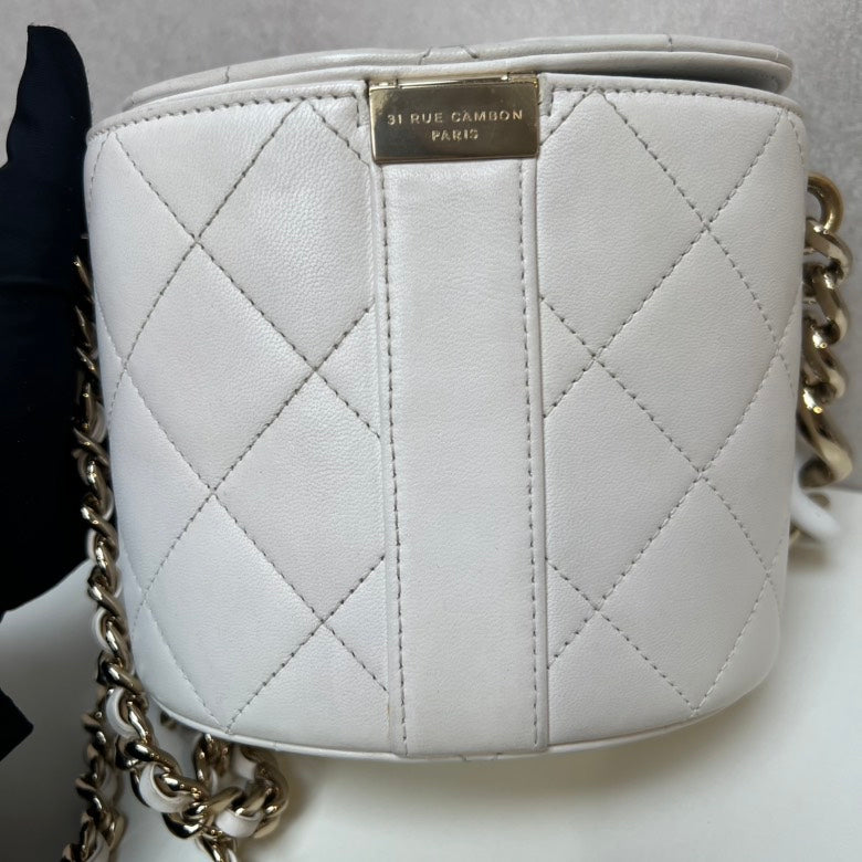 Chanel Crossbody Bag - Lynora Bags