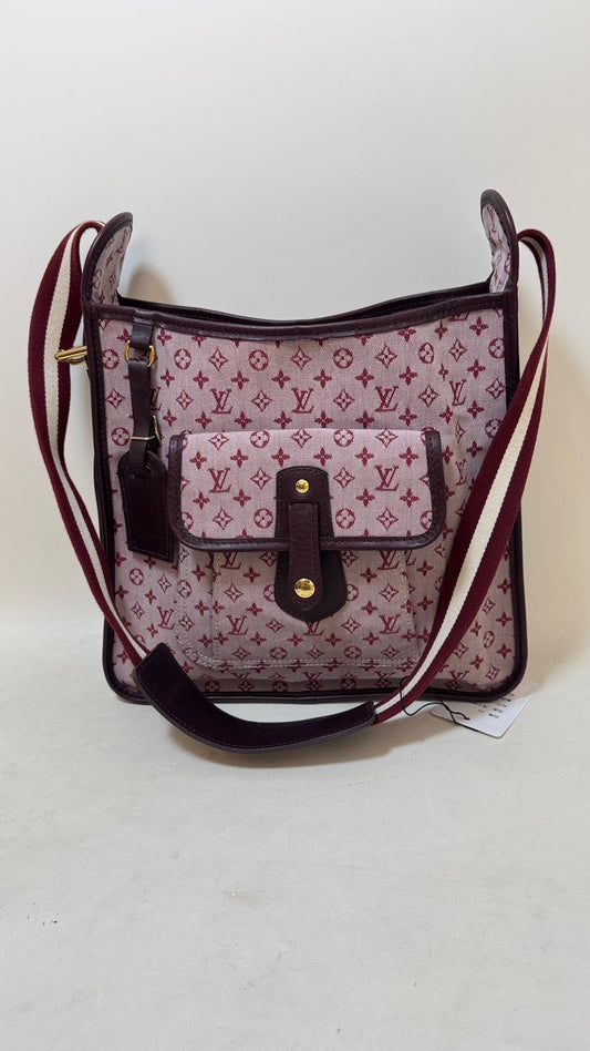 Louis Vuitton crossbody bag