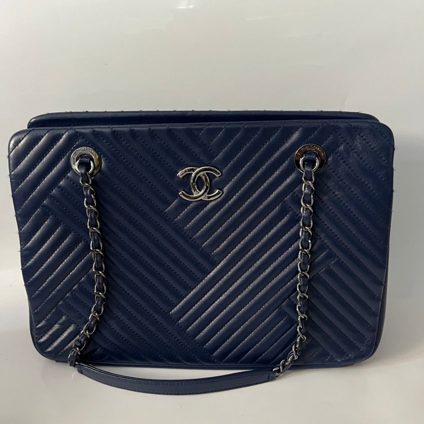 Chanel Tote Bag - Lynora Bags