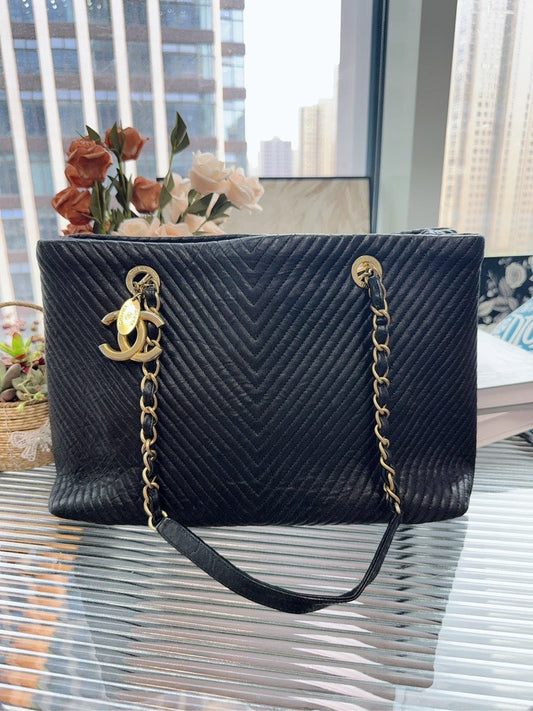 Chanel Shoulder Bag - Lynora Bags