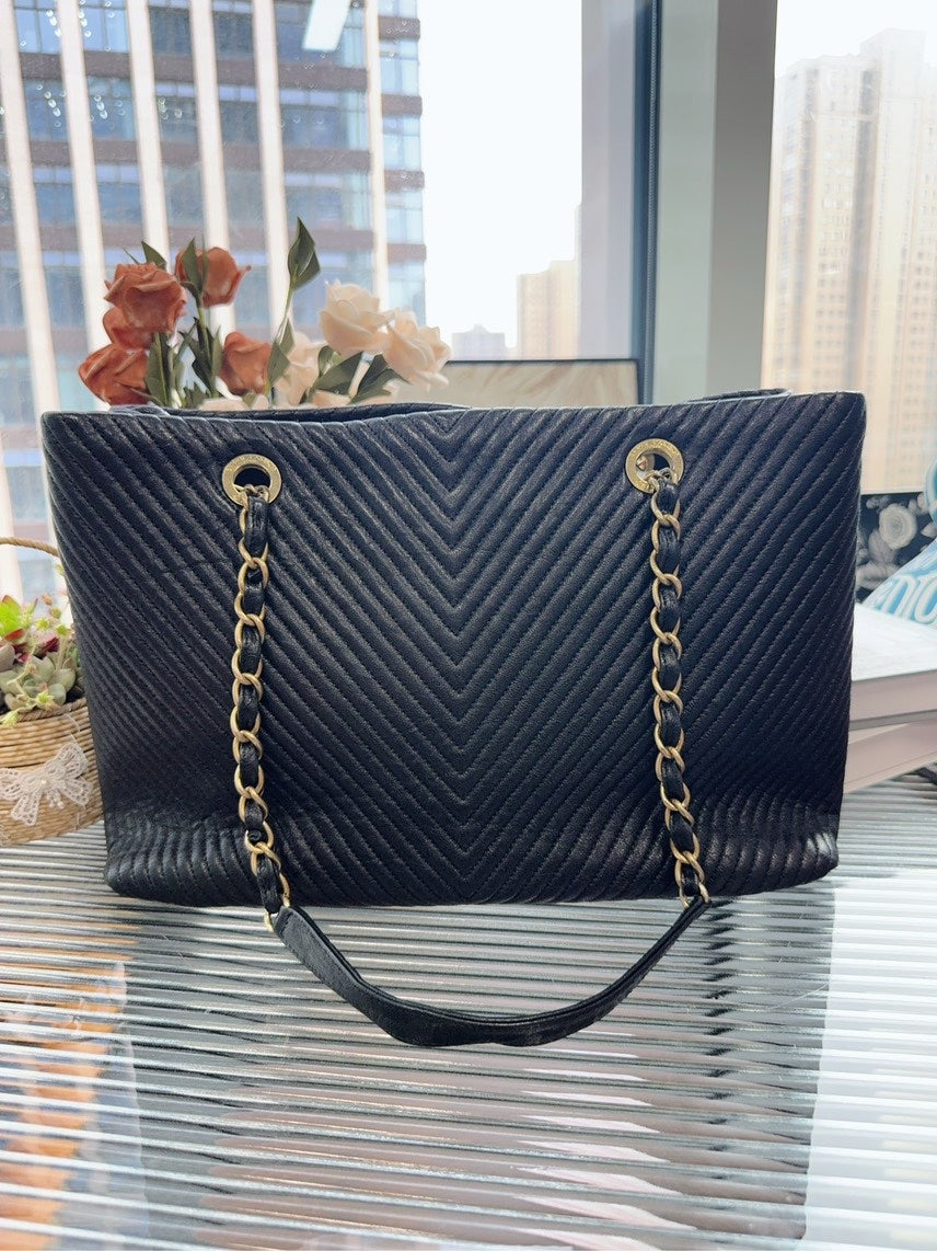 Chanel Shoulder Bag - Lynora Bags