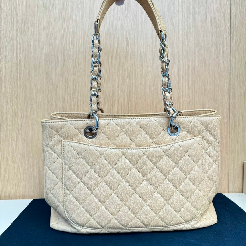 Chanel Tote Bag - Lynora Bags