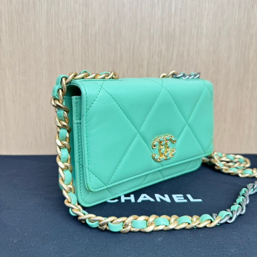 Chanel Crossbody Bag - Lynora Bags