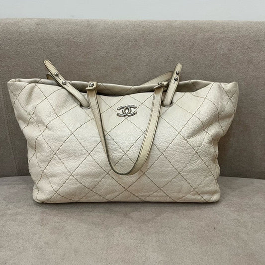 Chanel Tote Bag - Lynora Bags