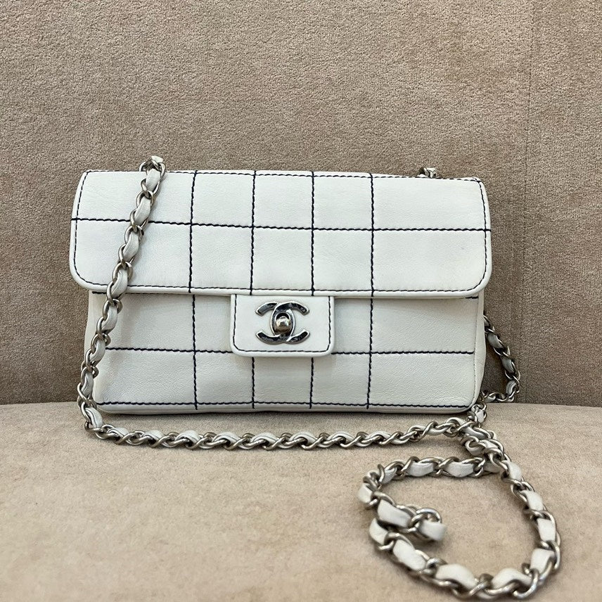 Chanel Crossbody Bag - Lynora Bags