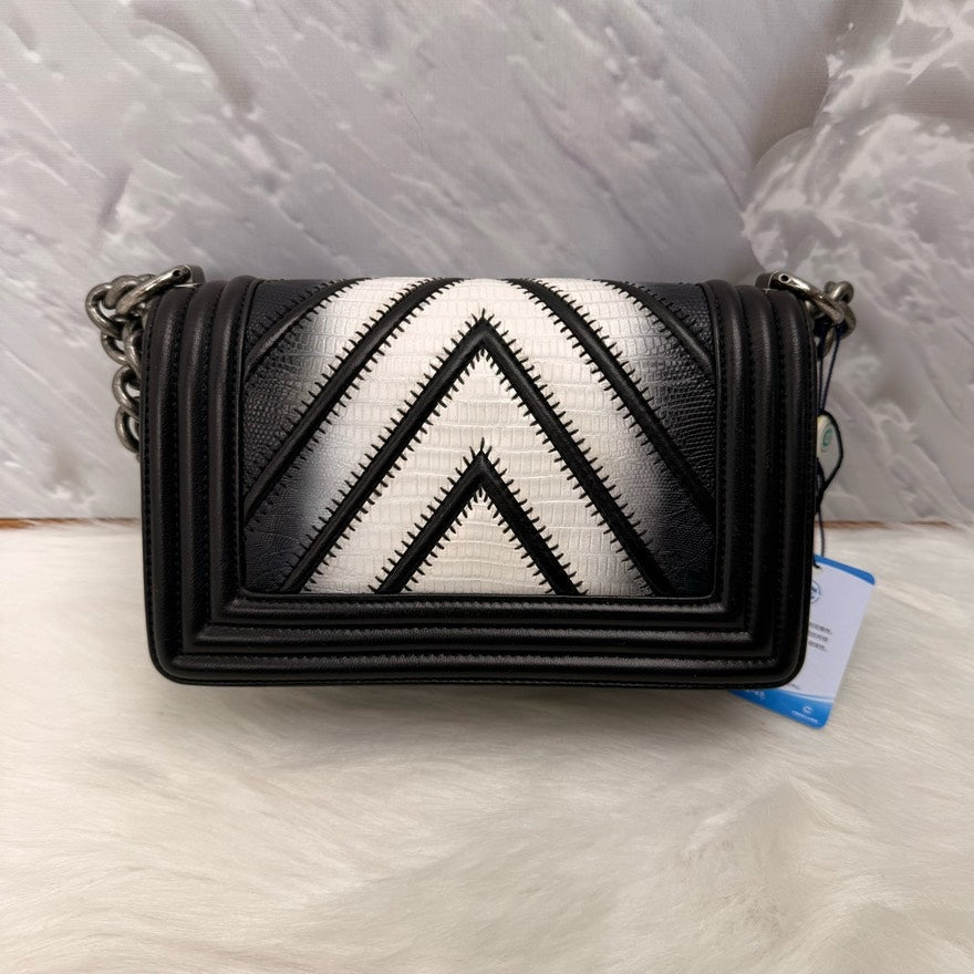 Chanel Boy Shoulder Bag - Lynora Bags