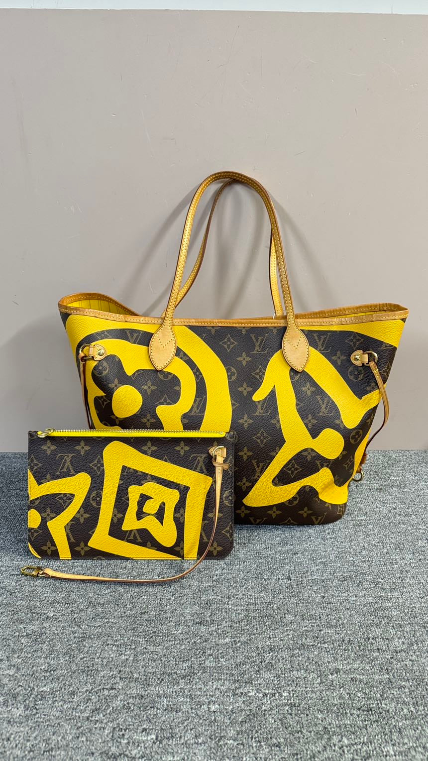 Louis Vuitton neverfull bag MM