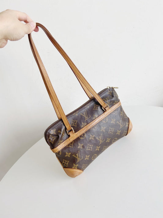Louis Vuitton LV Coussin PM 25x16cm