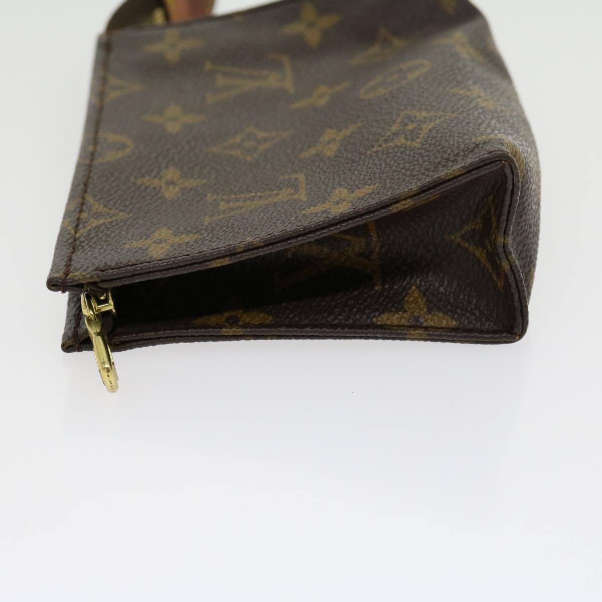 LOUIS VUITTON Monogram Poche Toilette 15 Pouch M47546 LV Auth rd2309
