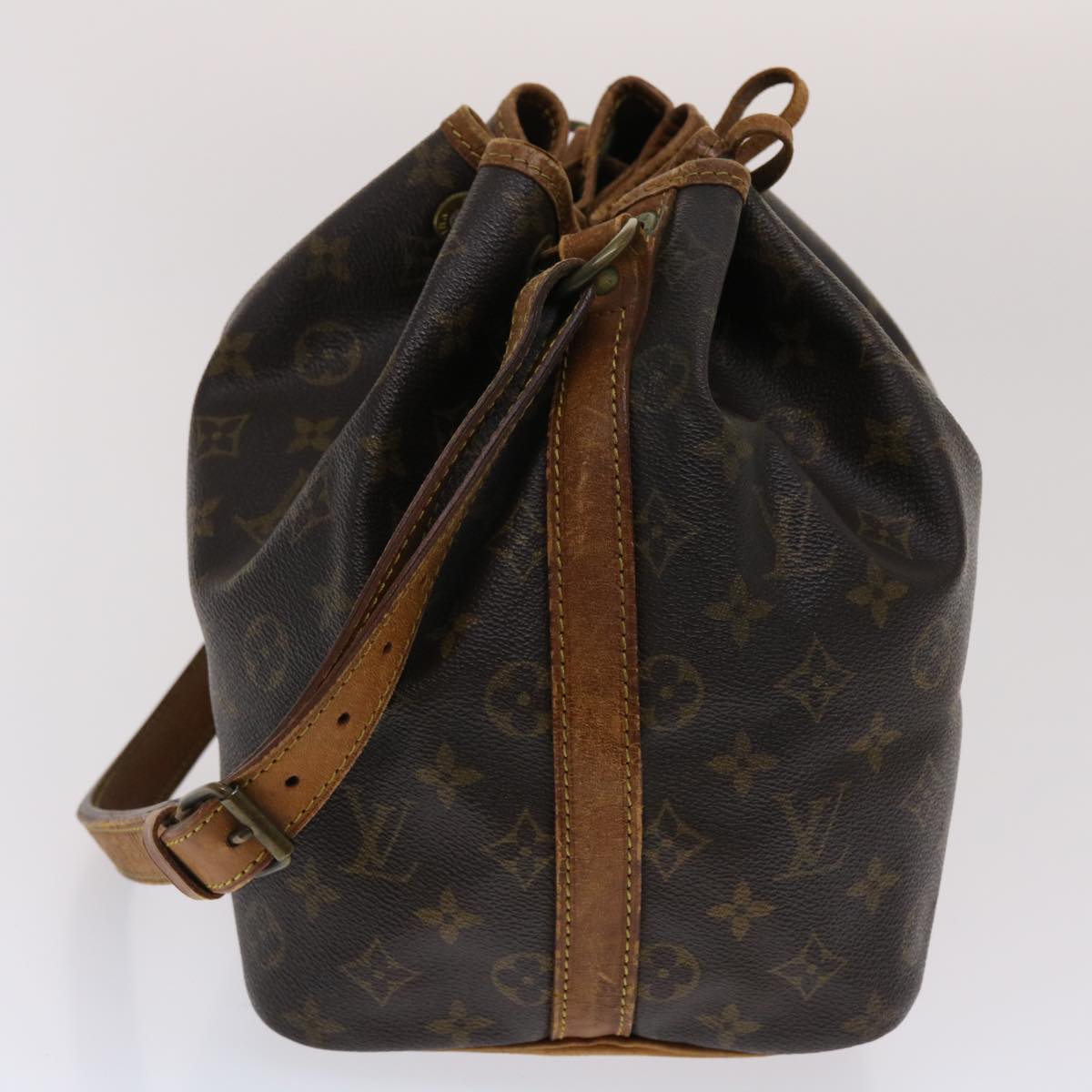 LOUIS VUITTON Monogram Petit Noe Shoulder Bag LV rd5590