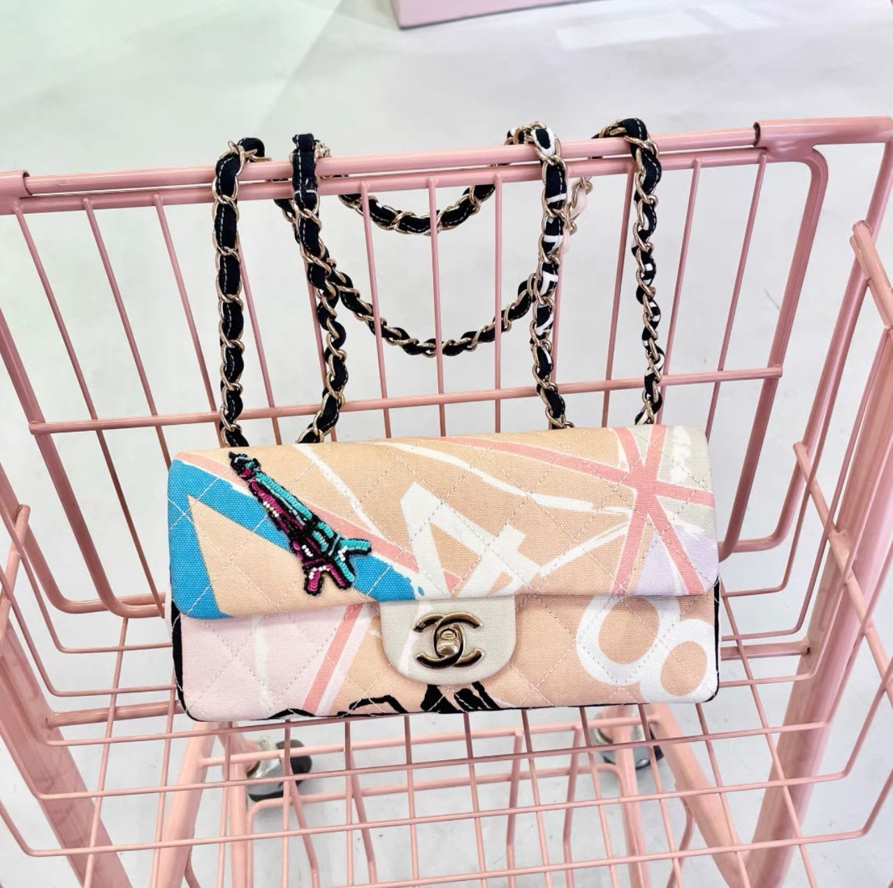 CHANEL 2005-2006 Paris Map shoulder bag
