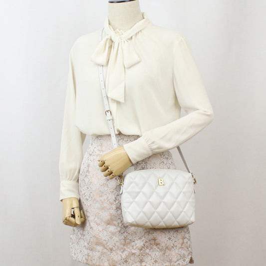 BALENCIAGA 600325 Camera bag Diagonal shoulder bag leather ｗhite Women