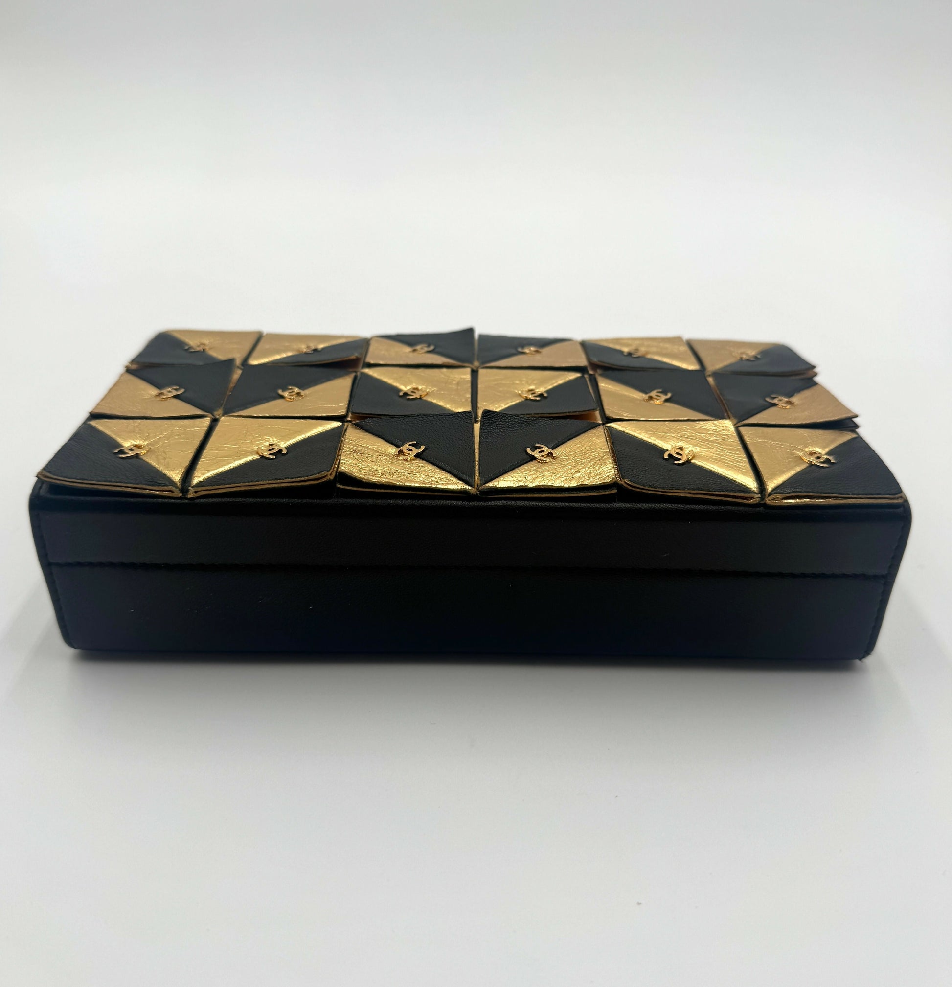 Chanel 19A Paris-New York Egypt Gold & Black Framed MinaudiÃ¨re Clutch Bag